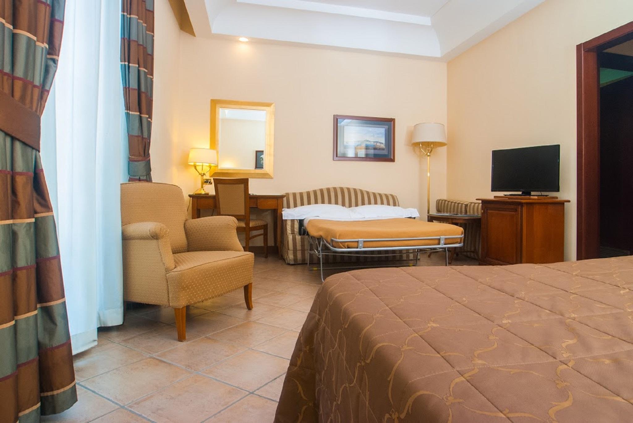 Le Cheminee Business Hotel Napoli Екстериор снимка