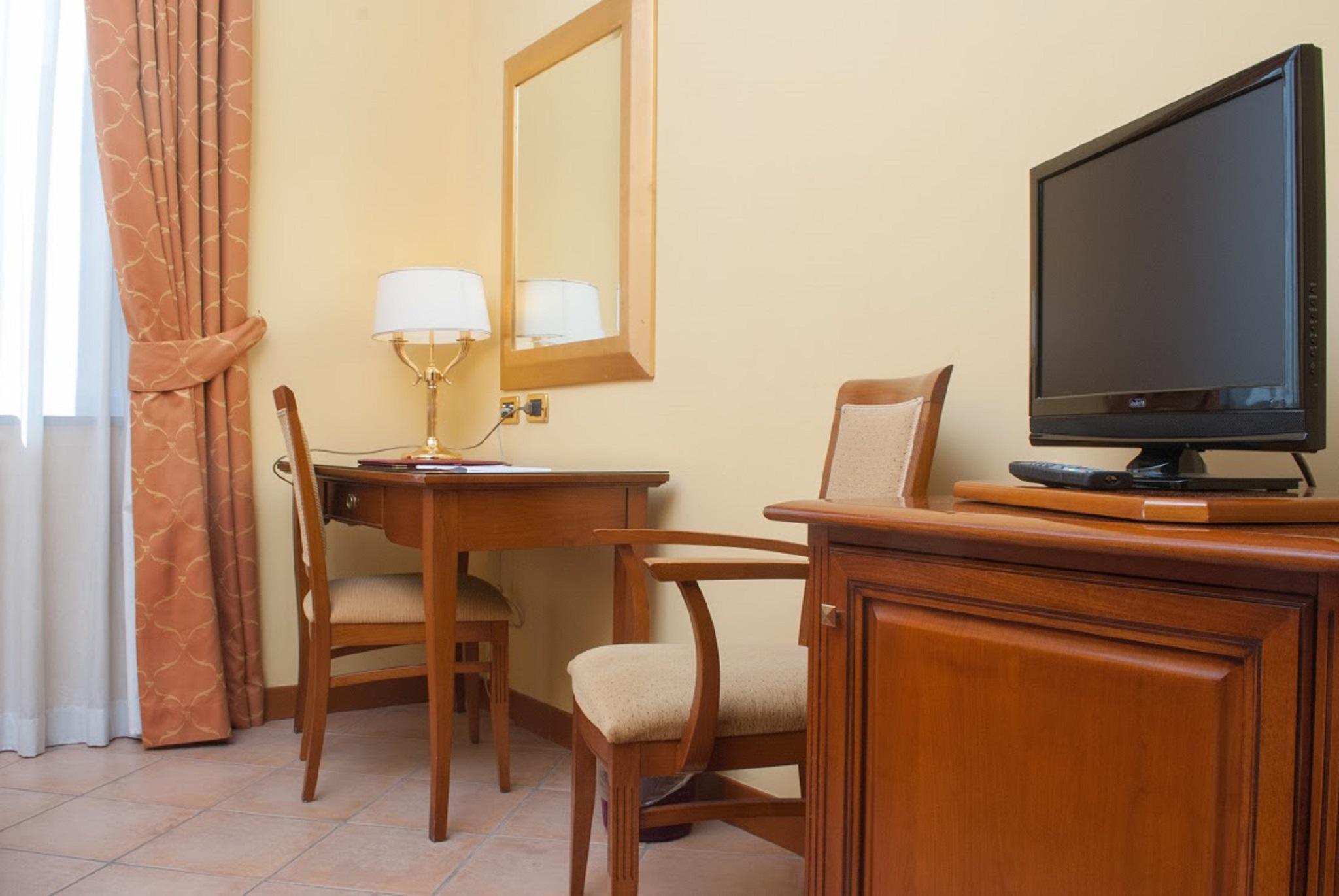 Le Cheminee Business Hotel Napoli Екстериор снимка