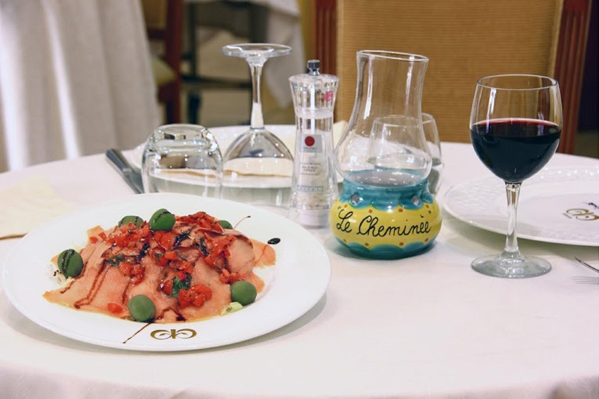 Le Cheminee Business Hotel Napoli Екстериор снимка