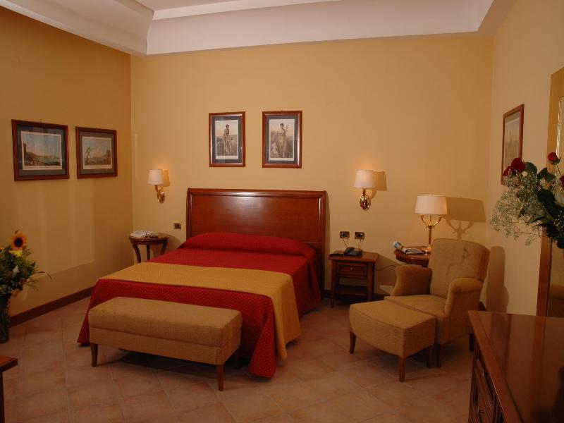 Le Cheminee Business Hotel Napoli Екстериор снимка