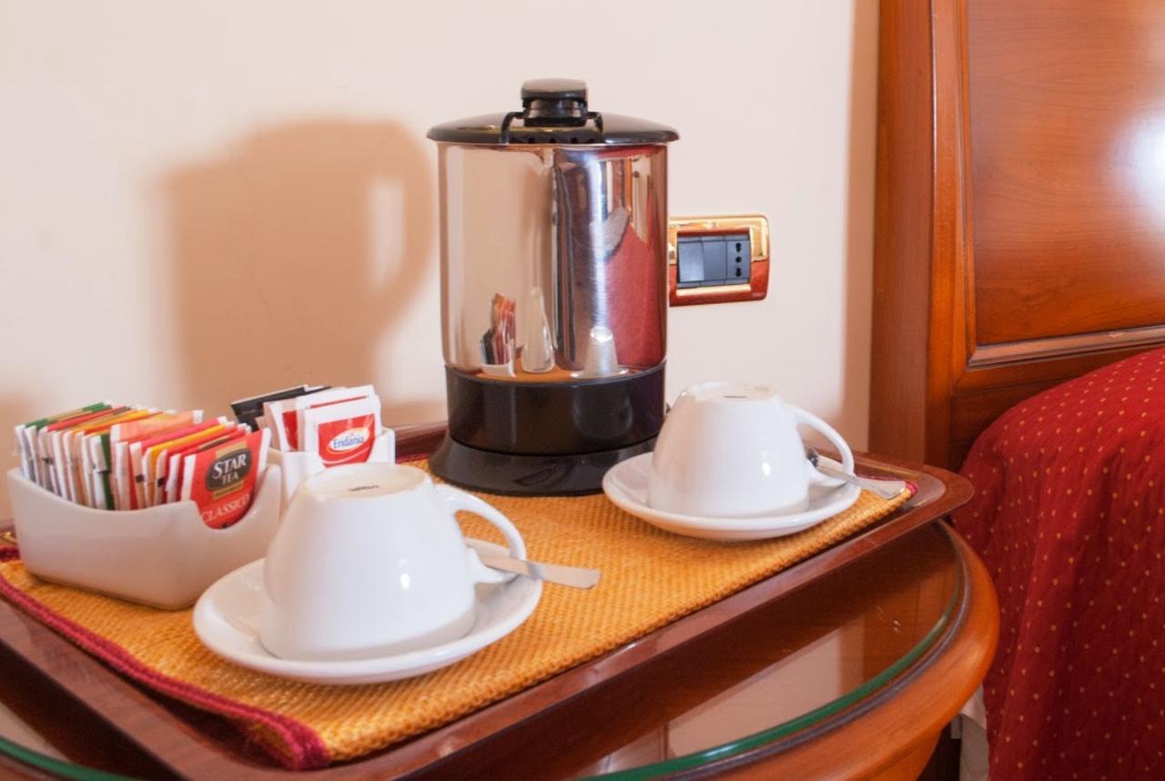 Le Cheminee Business Hotel Napoli Екстериор снимка
