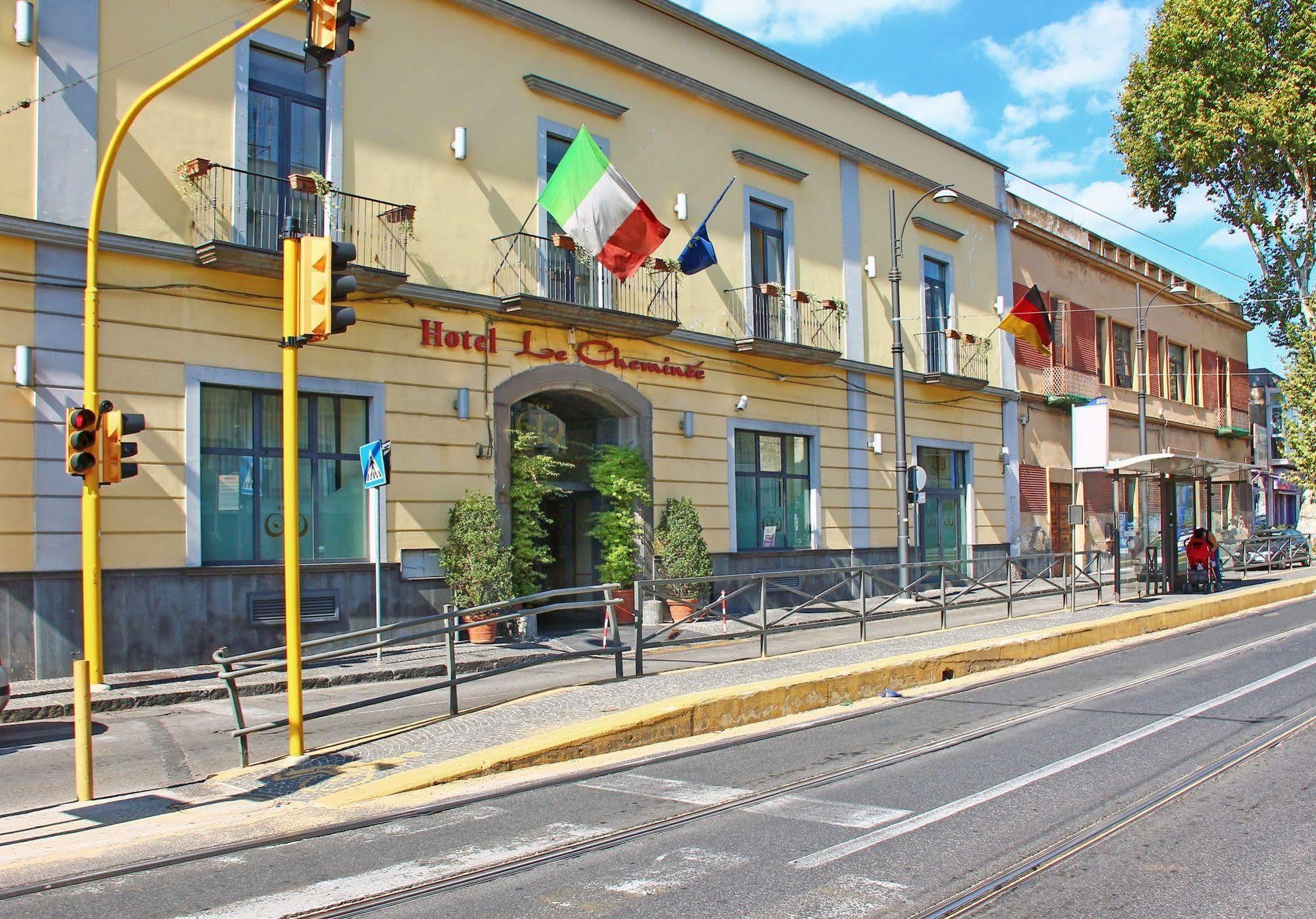Le Cheminee Business Hotel Napoli Екстериор снимка